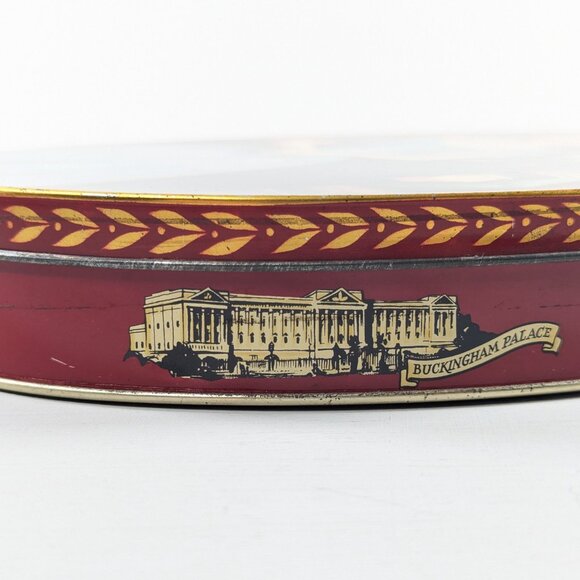 1953 Coronation Souvenir Queen Elizabeth & Prince Philip BISCUIT TIN, Carr & Co - Picture 6 of 13